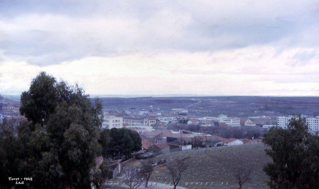 TIARET PANORAMA SUD 1965.JPG